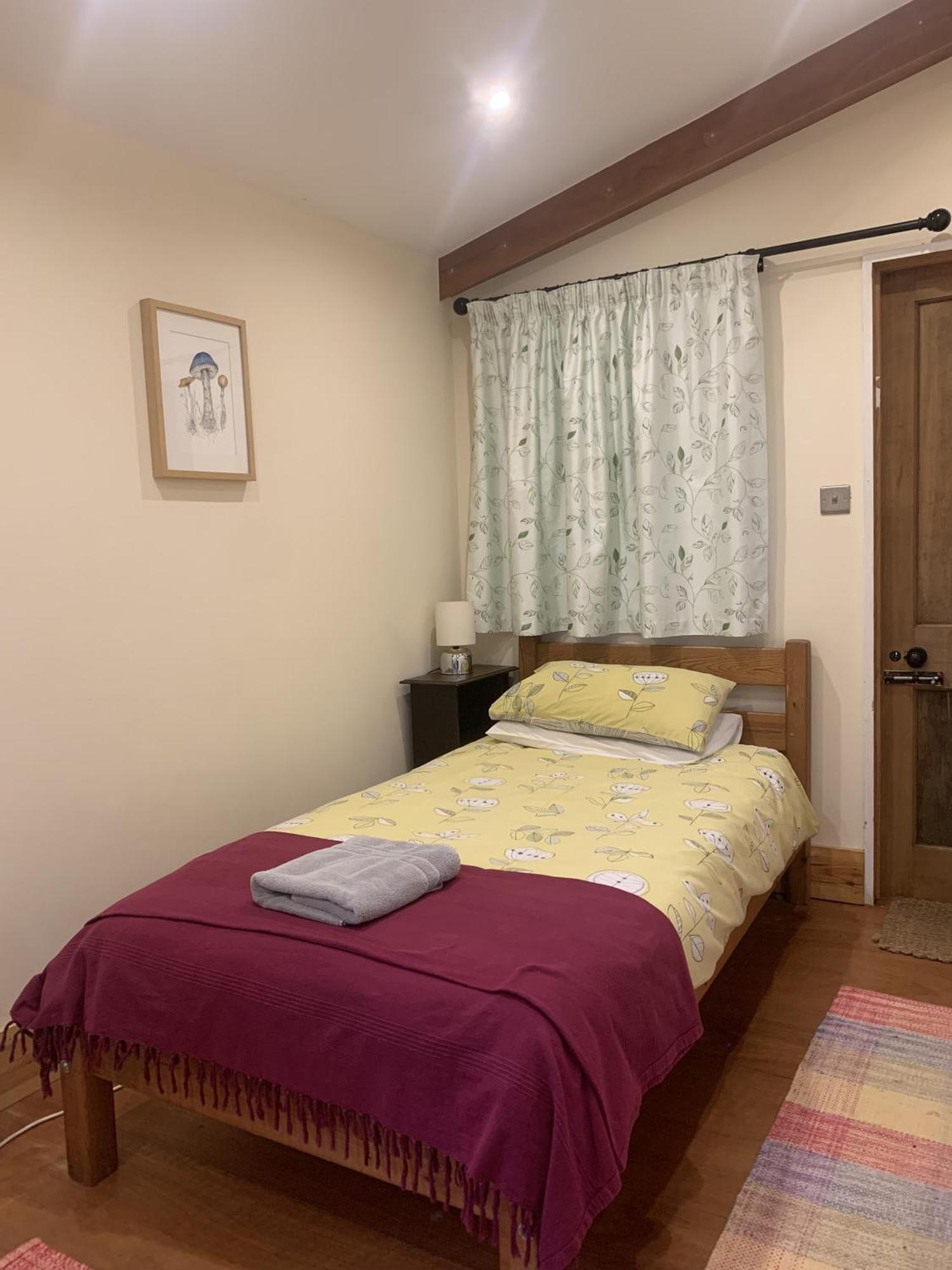 Ceridwen Glamping, Double Decker Bus And Yurts Hotel Llandysul Ngoại thất bức ảnh